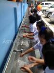 ร.ร.นครศรีฯ กวดขันอนามัยเด็กเล็กป้องกันโรคมือเท้าปาก
