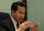 รองโฆษกรัฐบาลทะแม่ง ผบ.ทบ.ป้อง “มาร์ค” จี้ “สุกำพล” แจงเงื่อนงำ