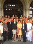 “ปู” โพสต์รูปถ่ายร่วมนิสิตมหาจุฬาฯ สยบลือบินเบิร์ธเดย์ “แม้ว” บ่นคิดกันไปได้