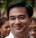 จ้องเขี่ย “มาร์ค” พ้นผู้นำ ทาบ “นายแบงก์” คุม ปชป.