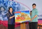 งานตีปี๊บโชว์ผลงานรัฐบาล 1 ปีเมืองน้ำดำคึก กลุ่มสตรีรับเงิน 20 ล้าน