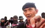“ชุดดำ” ลั่น “เหวงเนรคุณ”ช่วยสร้างสถานการณ์แทบตาย กลับมองไม่เห็นหัว