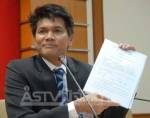 “สาธิต” รับเรื่องญาติเหยื่อไฟใต้ - จนท.รัฐตายในหน้าที่ ชงนายกฯ เยียวยาเท่าแดง