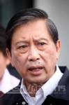 “ปลอดประสพ” มั่นใจน้ำไม่ท่วมกรุงเทพฯ คาด 3 วัน “ปราจีนฯ” น้ำแห้ง