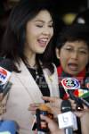 “ปู” ยังไม่ปรับ ครม.ยันงานเดินได้ - แนะกทม.ถก กบอ.ระบายน้ำ รอแจงถุงทรายขวางท่อ