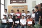 ตร.กาญจน์จับแก๊งอุทัยธานีปล่อยเงินกู้เถื่อนได้ผู้ต้องหาพร้อมของกลางเพียบ