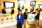 เอไอเอสเปิด AIS Flagship Store รับ 3G