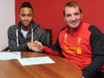 "หงส์" ปิดจ็อบ "สเตอร์ลิง" เซ็นสัญญายาว