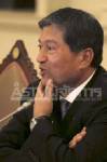 “เหลิม” รับ “พงศพัศ” เป็นรองแต่สู้ได้ ไม่ตอบนิติราษฎร์ชงนิรโทษม็อบใน รธน.ใหม่