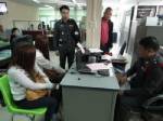 2 สาวพนักงานบัญชีสุดแสบ รวมหัวยักยอกเงินนายจ้าง