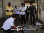 คนงานรับเหมารื้อหลังคาโรงงานยางพาราพลาดตกร่างกระแทกพื้นดับคาที่