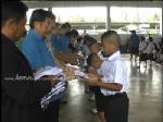 ในหลวงพระราชทานสิ่งของแก่นักเรียนโรงเรียนราชประชานุเคราะห์ 3 ชุมพร