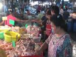 เนื้อไก่และหมูในตลาดสดจันทบุรี ปรับราคารับเทศกาลตรุษจีน