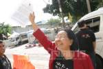 “ธิดา-จตุพร” นำทีมโจกแดงพบ “ทักษิณ” พรุ่งนี้ คาดรับบัญชาสู้ศึก