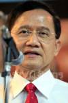 “ชายจืด” เลี้ยงกลางวันพรรคร่วม-ส.ว. ถกค้านอำนาจศาลรัฐธรรมนูญ