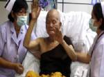 “หลวงพ่อคูณ” ร่างกายยังไม่ฟื้น 100% เร่งทำกายภาพปั่น จย. ยกแขนขา