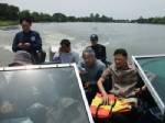 ผู้ว่าฯ ราชบุรีนำเรือตรวจการณ์ล่าจระเข้ในแม่น้ำแม่กลองแล้ว