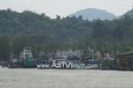หวั่นมรสุม! เรือประมงระนองกว่า 100 ลำ จอดเทียบท่า กระทบอาหารทะเลขาดตลาด