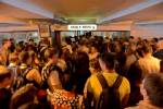 ผู้โดยสารนับพันเผ่นหนีไฟไหม้ใน “สถานีรถไฟใต้ดินมอสโก” คาดต้นเหตุจากไฟฟ้าลัดวงจร