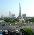 คนรักษ์อนุสาวรีย์ชัยฯ ร้อง กทม.เปลี่ยนตำแหน่งห้องน้ำเกาะพญาไท