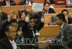 “อรรถพร” โวยตัดเหี้ยนงบ พม.พัฒนาขั้นพื้นฐาน-กมธ.งบฯ ซีกรัฐบาลท่องคาถาเข้าสู่อาเซียน