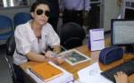 ตร.เร่งหาภาพวงจรปิดโจรแสบทุบรถ-ฉกกระเป๋าหรู ผู้ประกาศช่อง 5