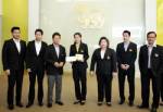 “สิงห์” มอบ “เมย์” 1.2 ล้าน พร้อมโรเล็กซ์ 4 แสน