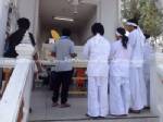 เผาศพนักท่องเที่ยวฝรั่งเศสจมน้ำตายที่เกาะพีพี จ.กระบี่