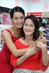 สาวพ้อย ควงคุุณแม่ พากันสวยใสไตล์ญี่ปุ่น !?!