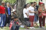 กวป.โผล่เพ่นพ่านม็อบสวนลุมฯ เจอดีถูกปาระเบิดเจ็บระนาว