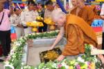 สมเด็จพระวันรัต ประธานฝ่ายสงฆ์ประกอบพิธีวางศิลาฤกษ์ก่อสร้างอุโบสถดิน