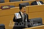 ปชป.โวย NBTงดยิงสดแถลงผลงานรัฐฯ ถ่าย “ปู” หนีสภามอบรางวัลแทน