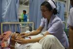 ด.ช.9 ขวบเล่นประทัดสามเหลี่ยมระเบิดใส่มือนิ้วมือฉีกแผลเหวอะทั้ง 5 นิ้ว