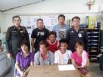 ตร.ดอนเจดีย์ บุกจับแก๊งวัยรุ่นมั่วสุมยานรกคาบ้านพัก