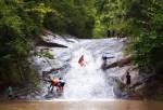 กรี๊ดกร๊าดหวาดเสียวบน “ลานสไลเดอร์” น้ำตกวังตุ้ม