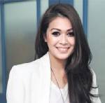 ช่วงนี้ "แพร-วทานิกา" วุ่นกับงานออกแบบของตัวเอง !