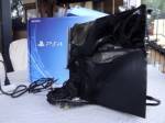 อย่างโหด! รวมคลิปทำลายเครื่อง "PS4" รับการเปิดขาย