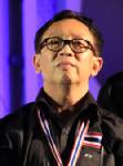 “สาทิตย์” ย้ำไม่ยุติเวทีราชดำเนิน ไม่ชนะไม่เลิก กลับบ้านเสียชาติเกิด