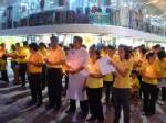 ผู้บริหารพนักงานโรงแรม เดอะกี รีสอร์ทฯ ร่วมจุดเทียนชัยถวายพระพร