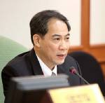รัฐบาลเรียก กกต.ถาม หาช่องใช้เงินหลังยุบสภา ยันเดินหน้าจำนำข้าวได้