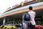 “พาณิชย์” ตรวจราคาสินค้าที่หมอชิต ห่วงคนถูกเอาเปรียบ ด้าน บขส.เตือนระวังถูกหลอกซื้อตั๋วผี