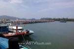 ชาวประมงสตูลนำเรือปิดอ่าวที่ท่าเทียบเรือปากบารา ต้านเรือประมงพาณิชย์