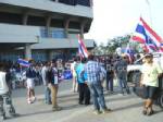 กลุ่มมวลชน กปปส.ตรังฮือโห่ไล่ผู้ที่จะมาลงสมัคร ส.ส.