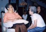 "เข็ม พร้อมพันธุ์" ทำปฏิทินม็อบช่วยพ่อกำนันหารายได้ !