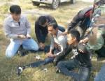 ตร.สุพรรณฯ รวบผู้ต้องหา 2 ราย ยาบ้า 1,000 เม็ด