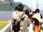 ทะเลตรังคึกคักนักท่องเที่ยวเต็มชายหาด-เกาะแก่ง ฉลองตรุษจีน