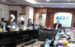 ผวาการเมืองพ่นพิษทุบเศรษฐกิจพัง ชงมาตรการอุ้ม SMEs ป้องตายหมู่