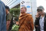 “หลวงปู่ฯ” ย้อนเกล็ดชินฯ จ่ายเงินจองห้อง “เอสซีปาร์ค” ให้ชาวนา-รร.ผวารีบปิด ยอมคืนเงินพร้อมค่าเสียหาย 1.2 แสน