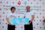 LPN มอบเสื้อแก่สภากาชาดไทย