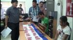 รวบสาวลาว-หนุ่มหนองบัวลำภู รับจ้างขนยาบ้า ยึดของกลางกว่าหมื่นเม็ด